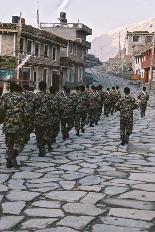 Nepal_marching_stoneroad