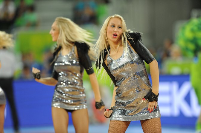 1274324_10151888617200225_534336419_o